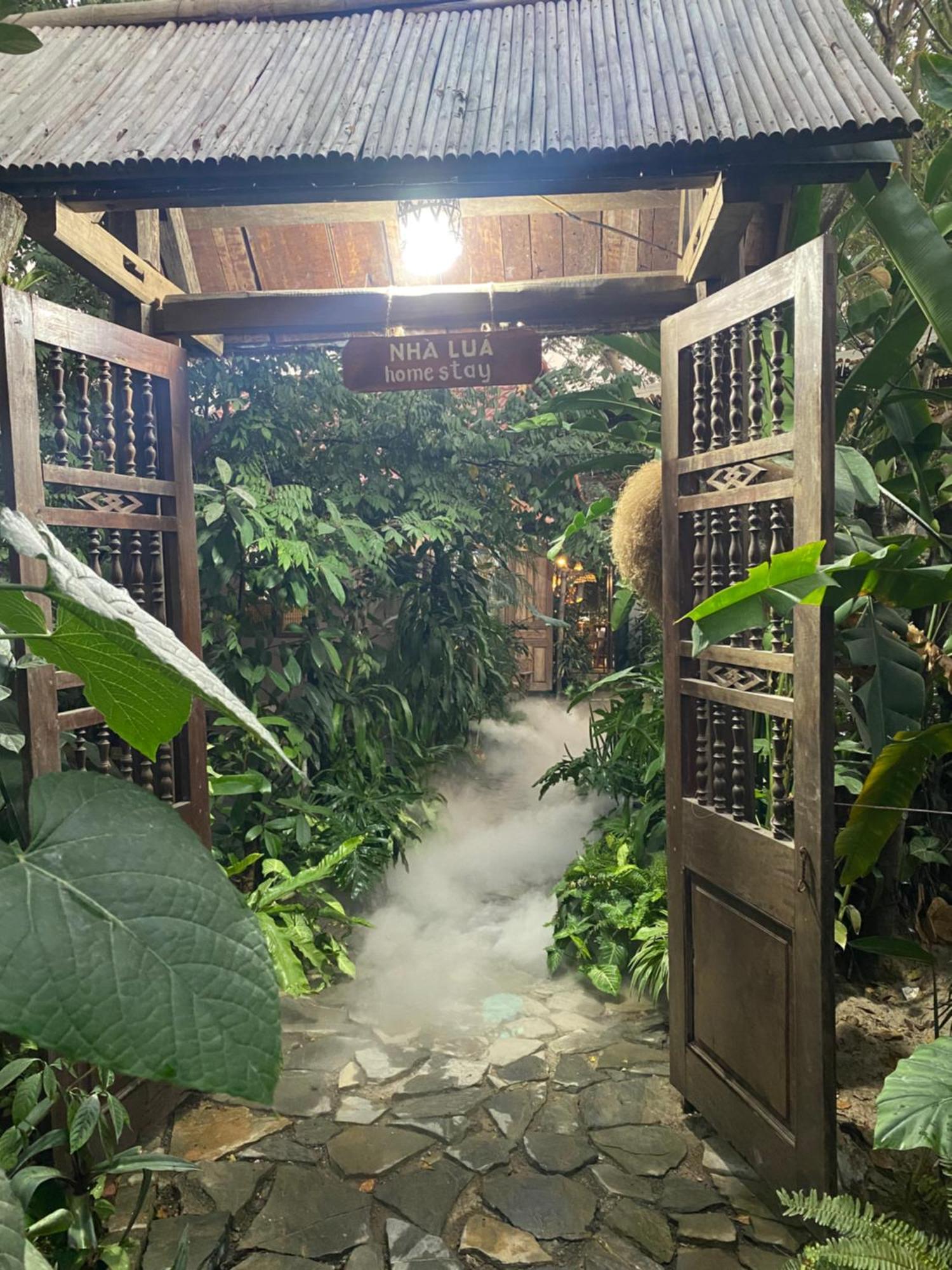 Nha Lua Homestay Нин Бин Екстериор снимка